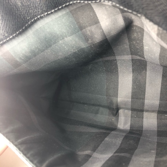 Burberry Men’s Rivendale Satchel - Picture 2 of 11